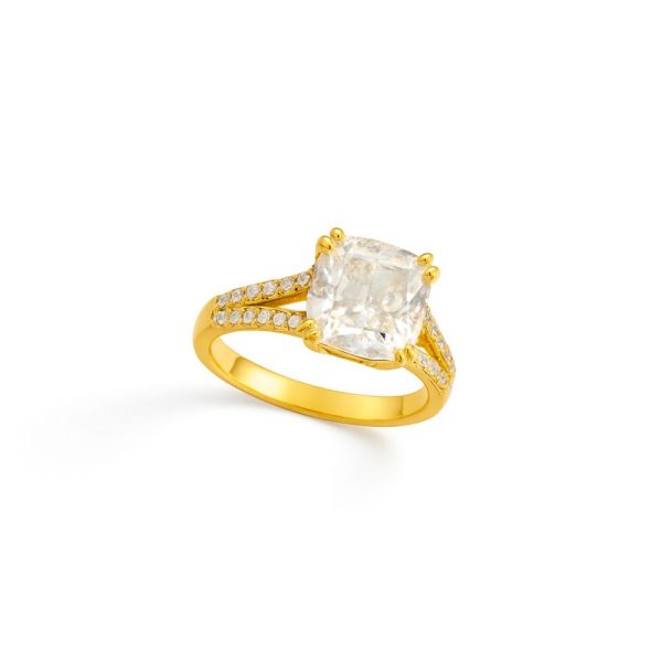 Cushion-Cut Split-Shank Pavé Diamond Ring