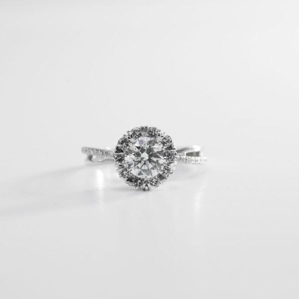 Round Brilliant Floral-Halo Diamond Ring (3) Round Brilliant Floral-Halo Diamond Ring (3)