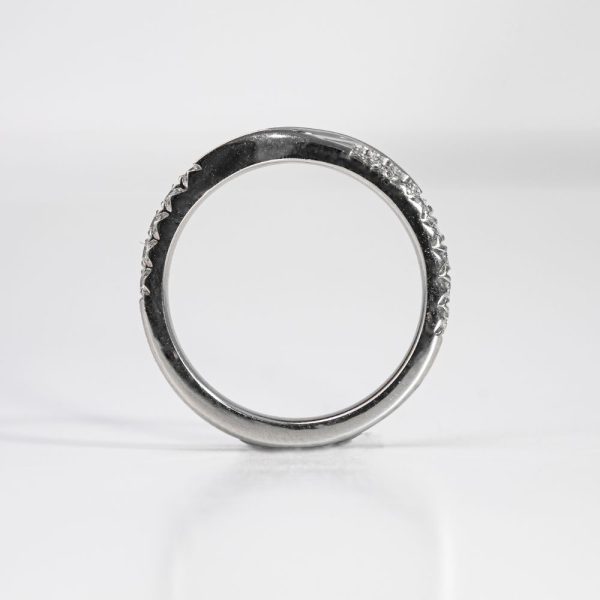 Tapered Pavé Band (2) Tapered Pavé Band (2)